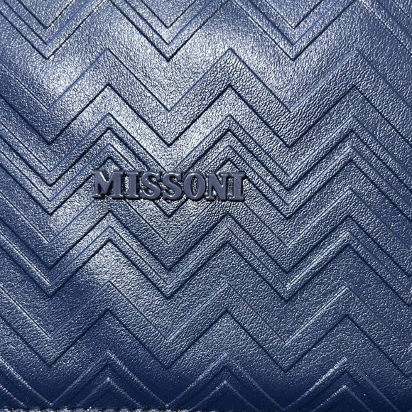 Missoni x Delta Airlines Blue Travel Zippered Bag - Picture 2 of 5
